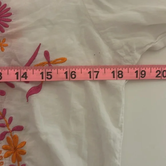 Gretchen Scott Embroidered Tunic Size Small - Picture 7 of 8